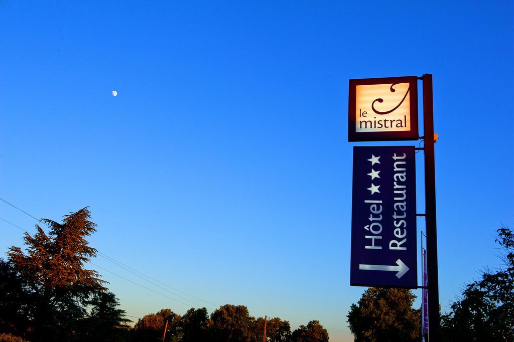 Logis Hotel Le Mistral - Restaurant - Montelimar Sud Châteauneuf-du-Rhône Eksteriør billede